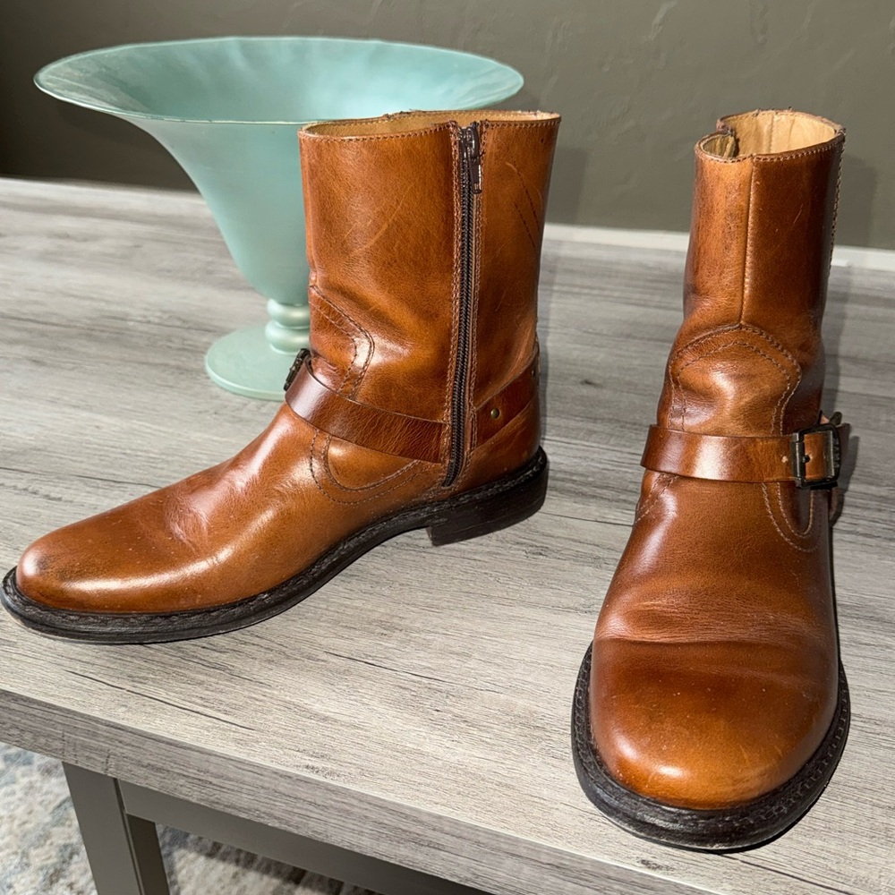 Frye, Marco Walnut, Men’s Size 8D